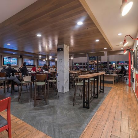 菲尼克斯场北部假日套房酒店 凤凰城 外观 照片